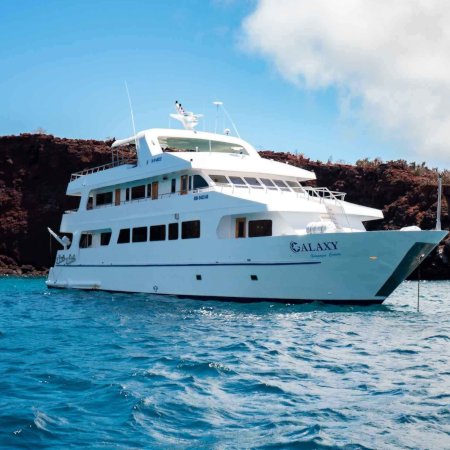 Galaxy 450 - Galapagos Islands Cruise
