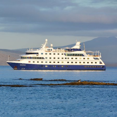 Santa Cruz II Galapagos Ship