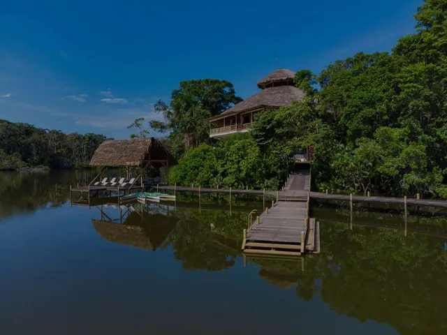 amazon la selva hero 640 - Dana Tours La Selva Eco-Lodge on the shore of Lake Garzacocha (photo: La Selva)