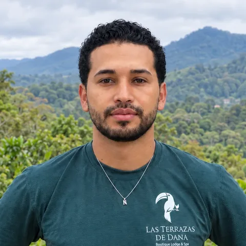 Antony Durán, birding guide, in Mindo Cloud Forest