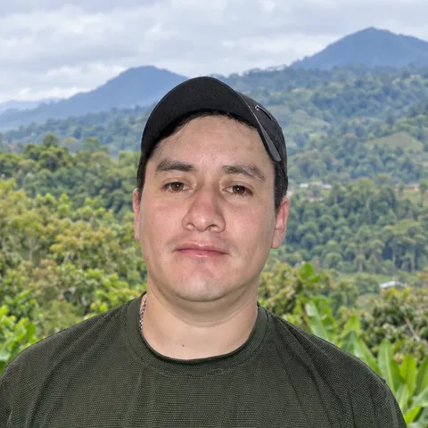 David Lara, birding guide, in Mindo Cloud Forest