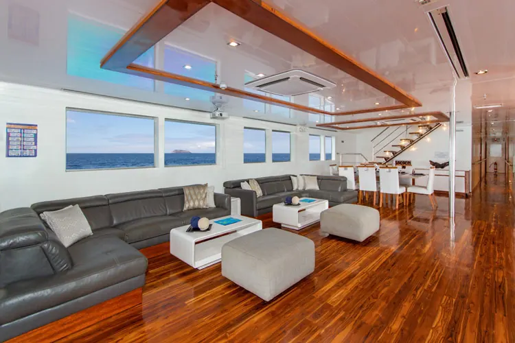 Lounge on the Infinity yacht