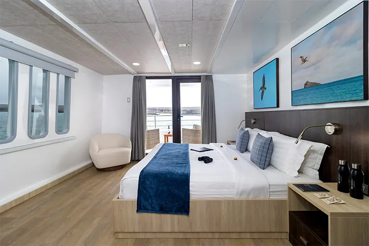 Suite with private balcony on the Natural Paradise